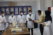 تجلیل از پرسنل آزمایشگاه به مناسبت روز علوم آزمایشگاهی